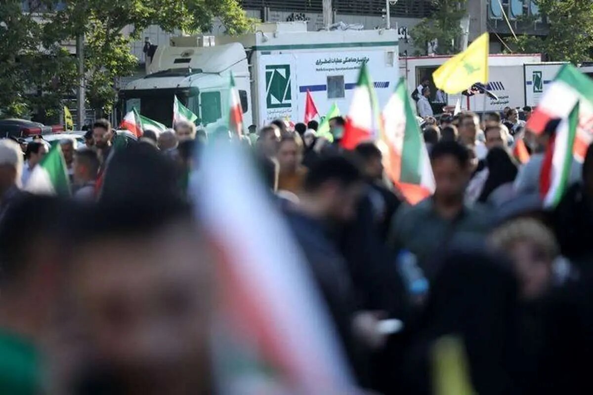 یکی از فرماندهان سابق سپاه با ظاهری متفاوت در مراسم تشییع شهدای گمنام + تصویر یکی از فرماندهان سابق سپاه با ظاهری متفاوت در مراسم تشییع شهدای گمنام + تصویر