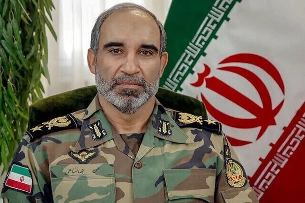 بازدید فرمانده نیروی زمینی ارتش از یگان‌های مرکز ۰۷ کازرون/ بیان اقدامات نیروی زمینی ارتش برای مقابله با حمله زمینی احتمالی آمریکا